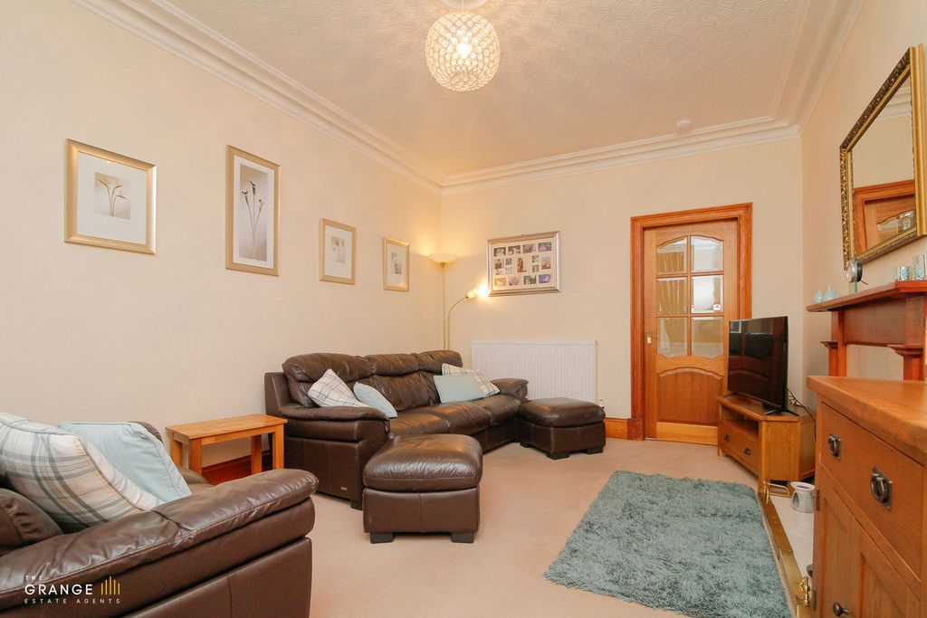 Property photo 3 of 29