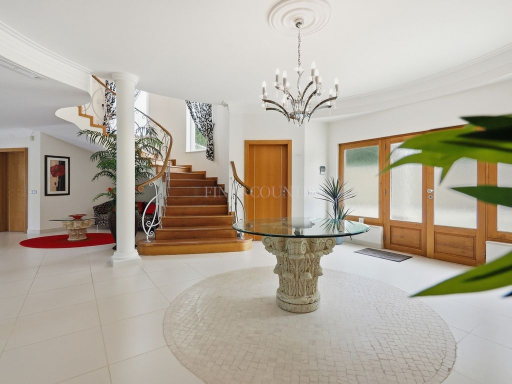 Property photo 3 of 30