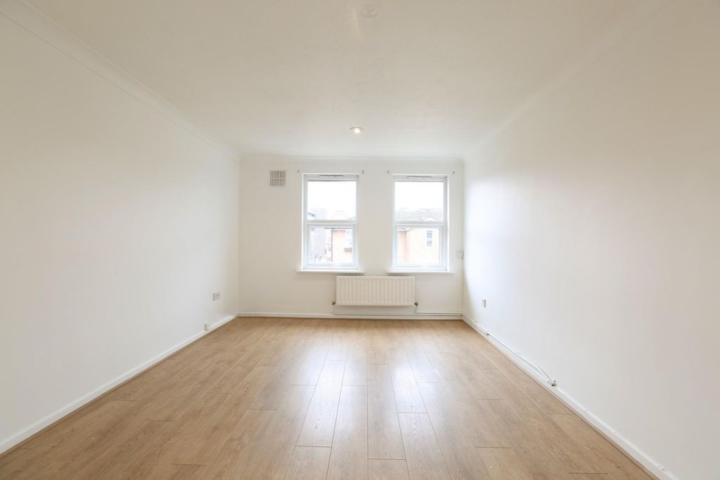 Property photo 2 of 13 Ach_0394.Jpg