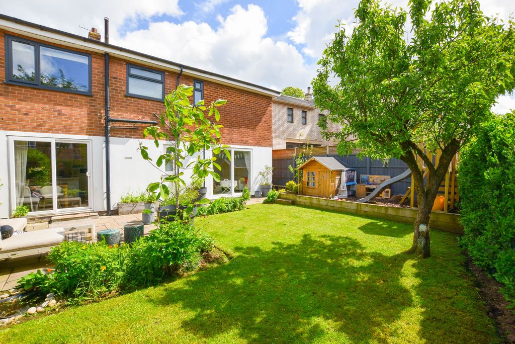 Property photo 1 of 36