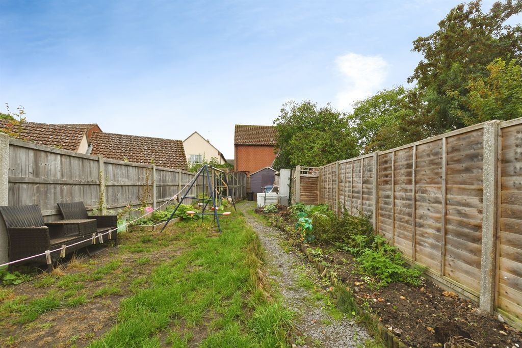 Property photo 3 of 16