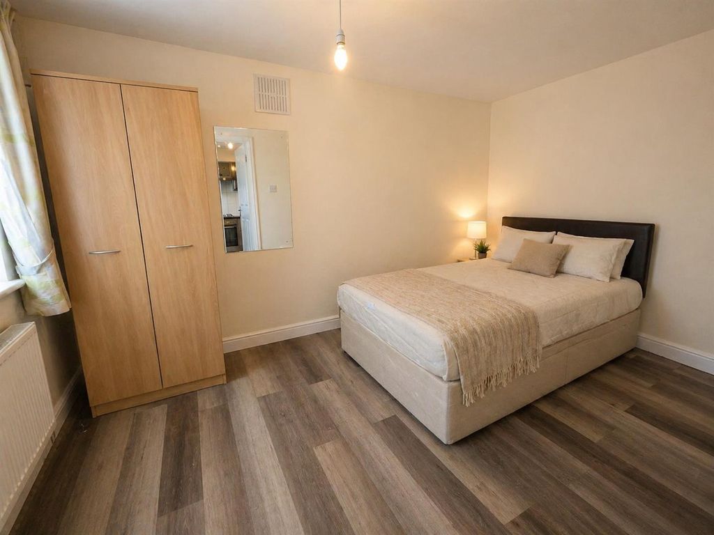Property photo 1 of 5 c2440d14-43Ac-4993-Aa41-52c7Be55B9F3.Jpg