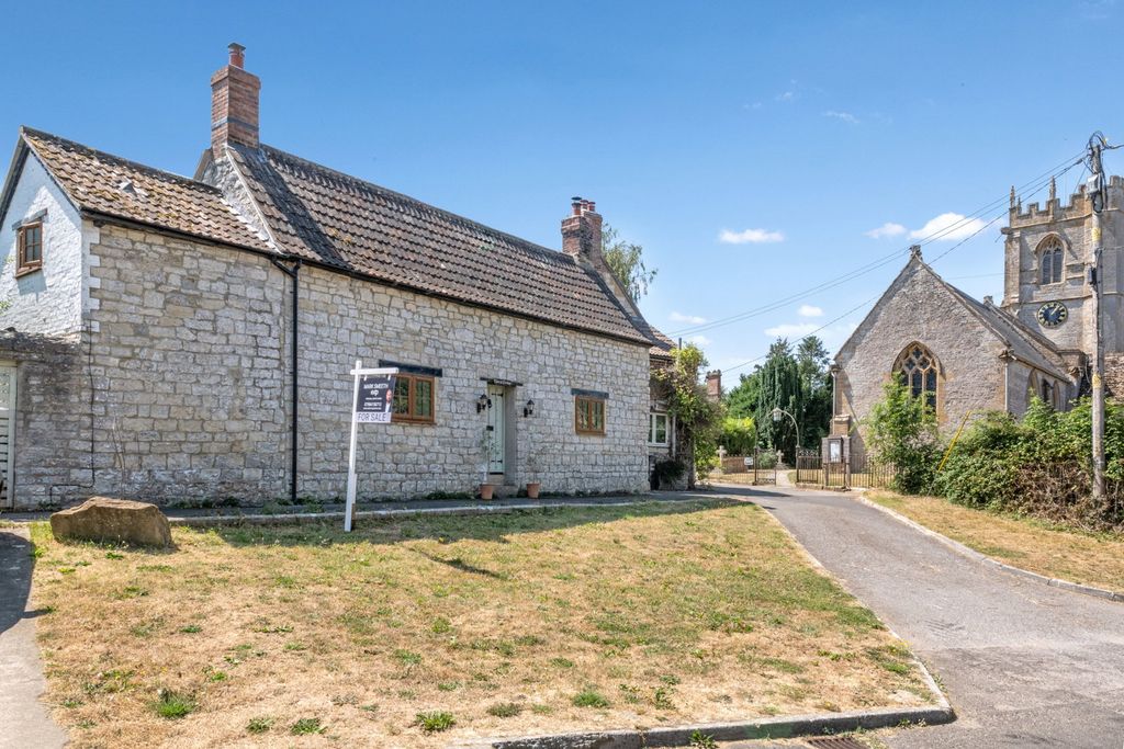 Property photo 1 of 18