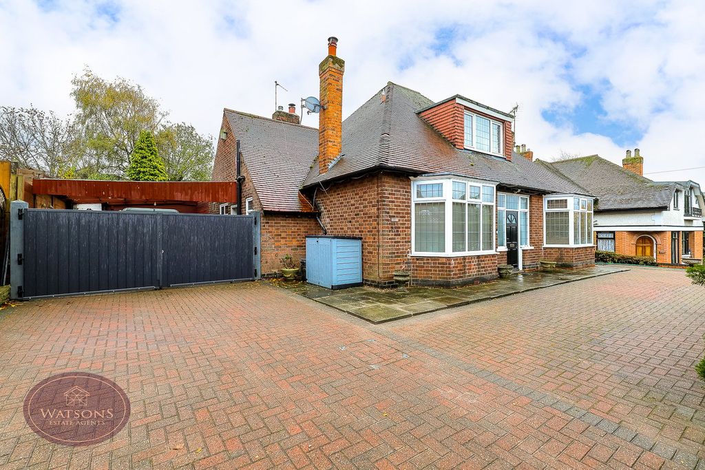 Property photo 1 of 35