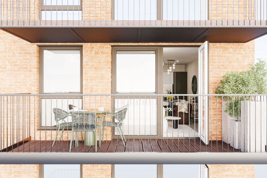 Property photo 2 of 8 Hendon Waterside - 3Bed Apartment