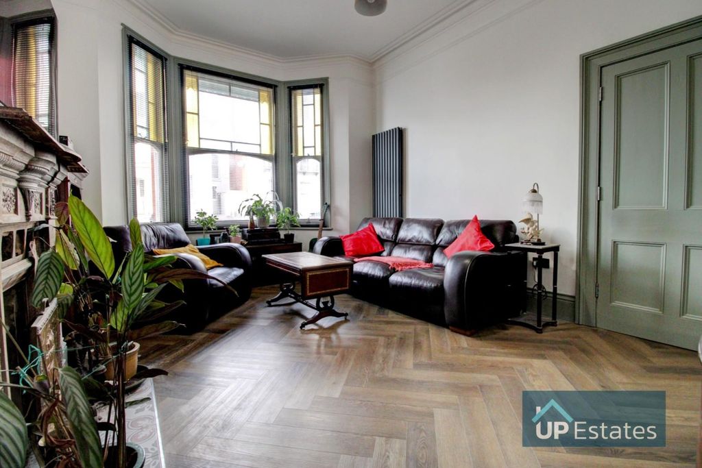 Additional image 10 of 4 bed town house for saleAbingdon House, Grove Street, Leamington Spa CV32