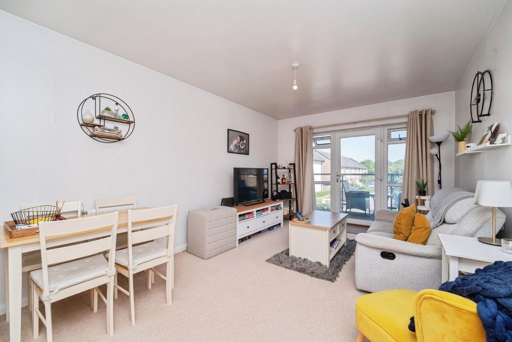 Property photo 1 of 8 Pbox-Img.Jpg