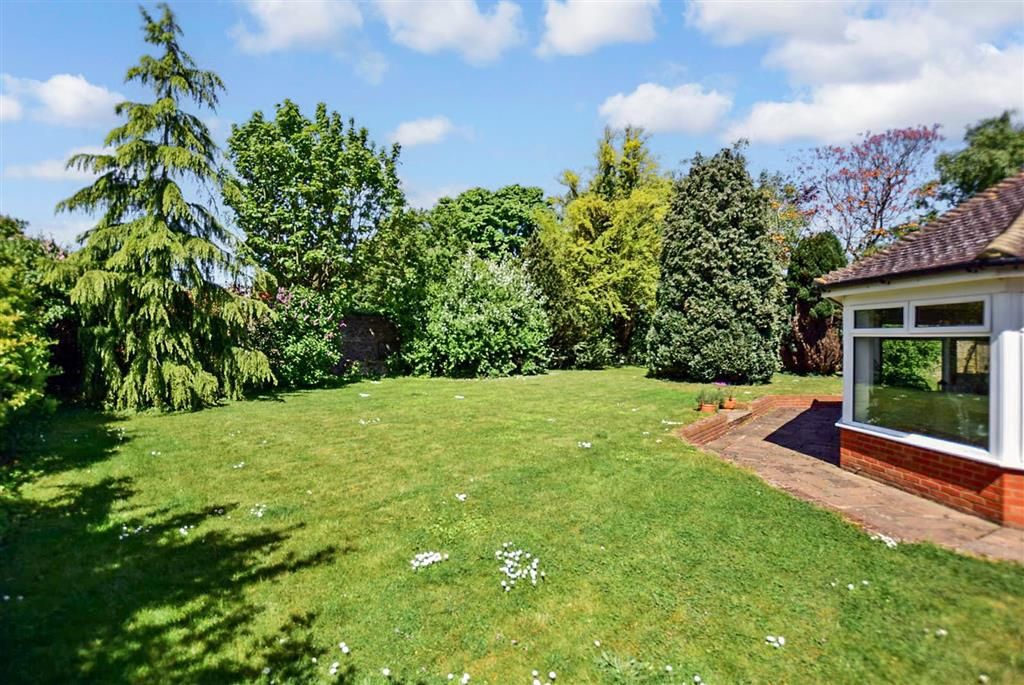 Property photo 1 of 12 Rear Garden