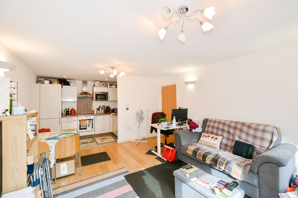 Property photo 3 of 9