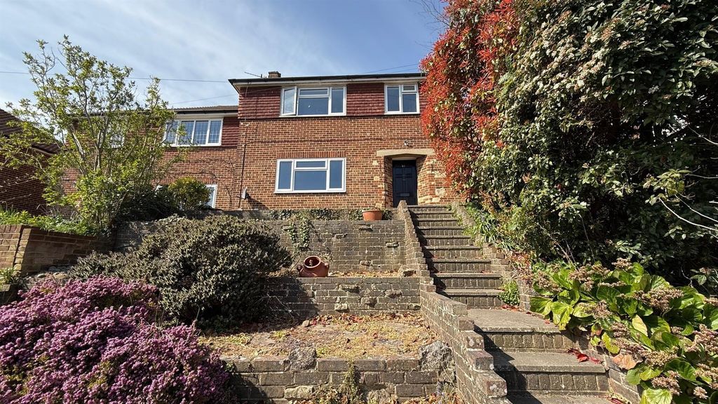 Property photo 1 of 14 Front