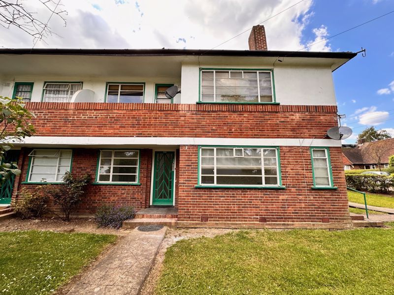 Property photo 1 of 7 Photo 4