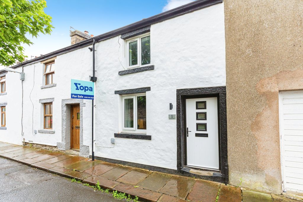 Property photo 1 of 16 External