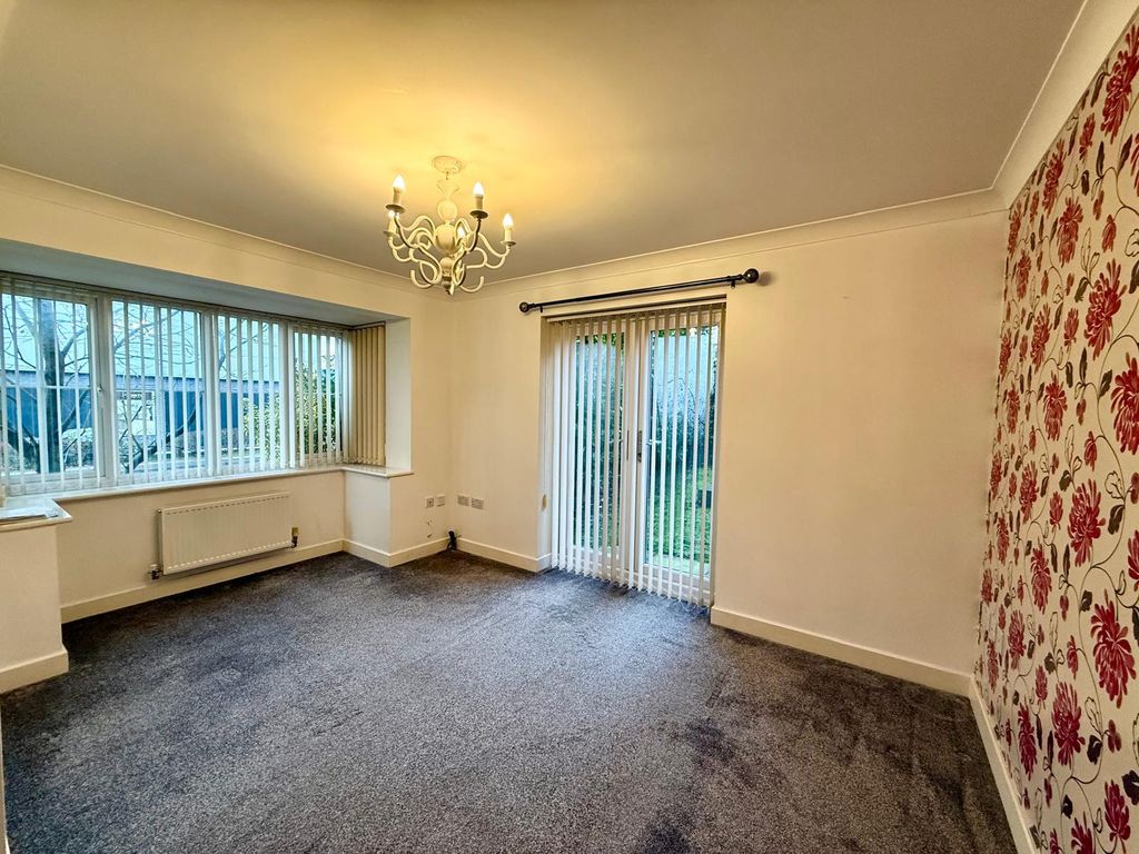 Property photo 1 of 38