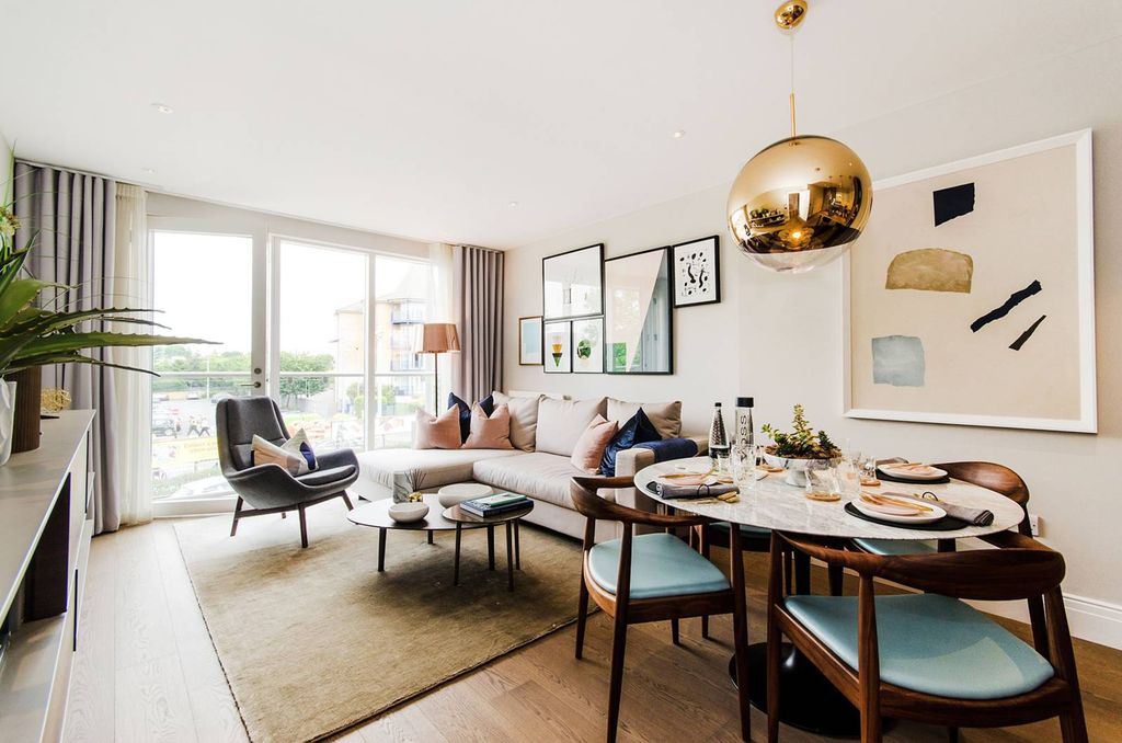 Property photo 2 of 15