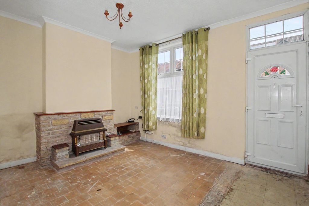 Property photo 2 of 10 Image 2