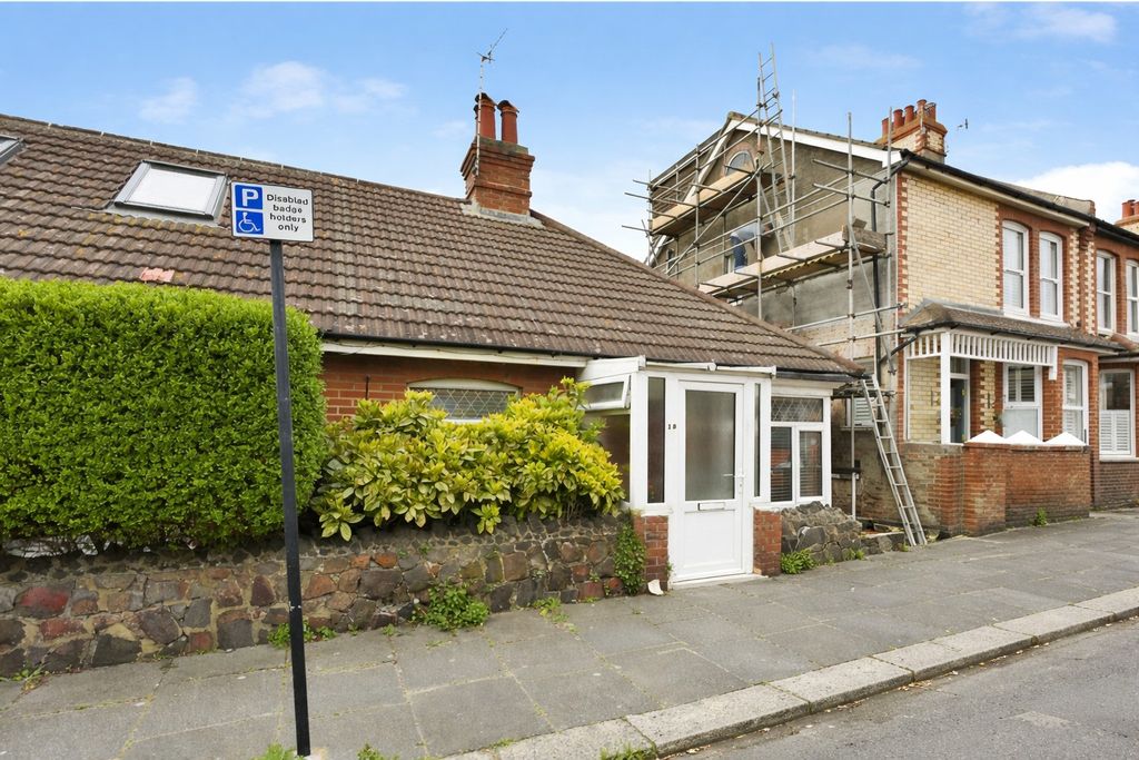 Property photo 1 of 14