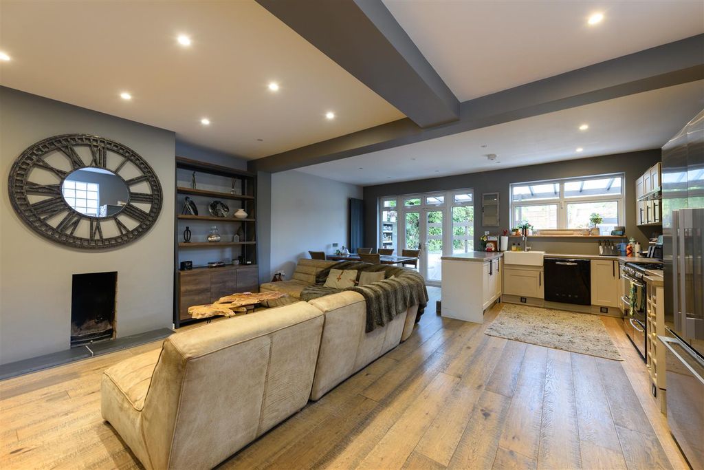 Property photo 3 of 16 Morton 3.Jpg