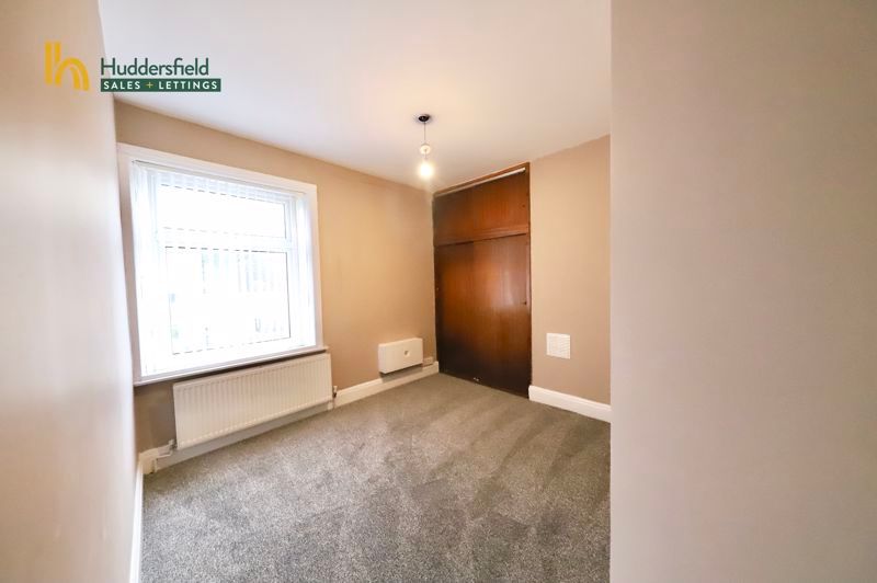 Property photo 2 of 11 Bedroom One