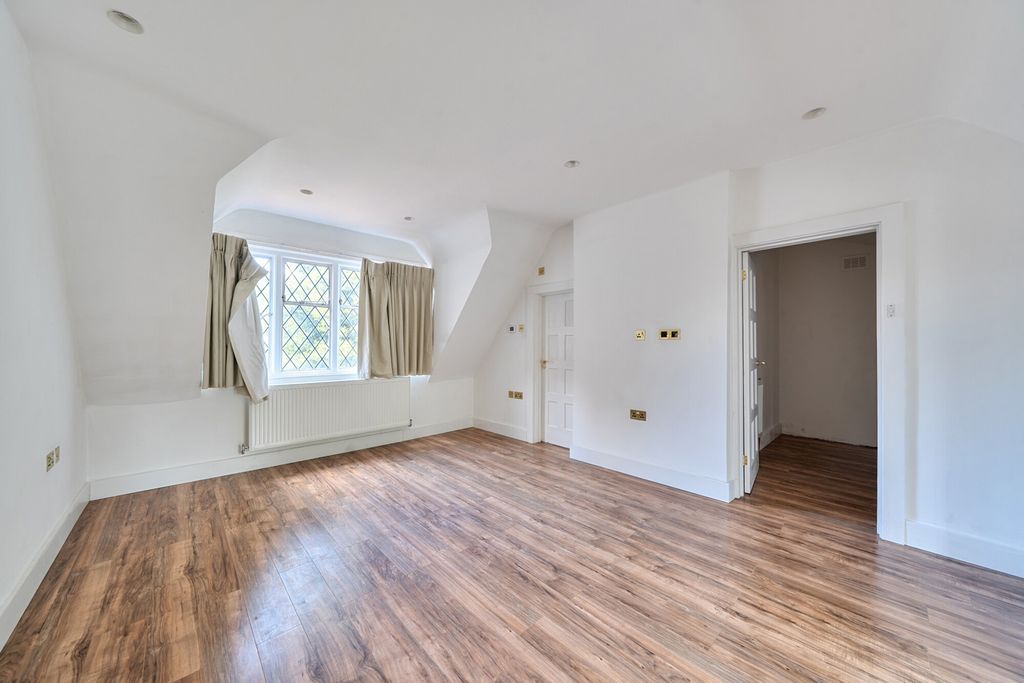 Additional image 16 of 4 bed detached house for saleCavendish Drive, Edgware HA8