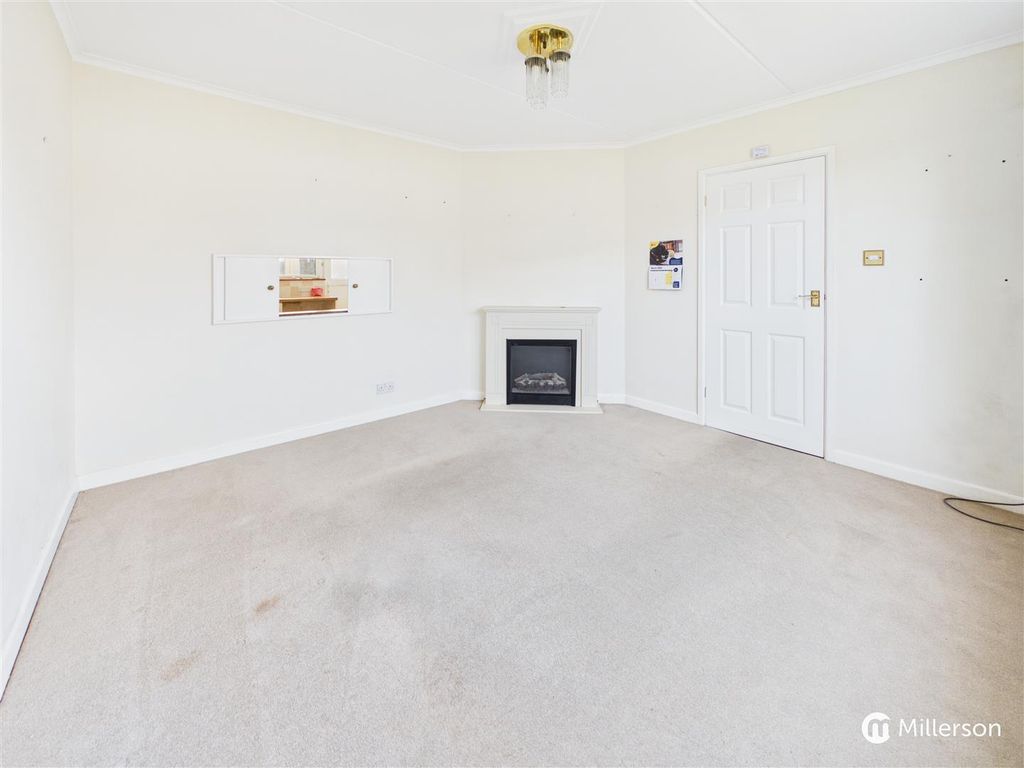 Property photo 3 of 11 Cam05092G0-Pr0242-Still005.Jpg