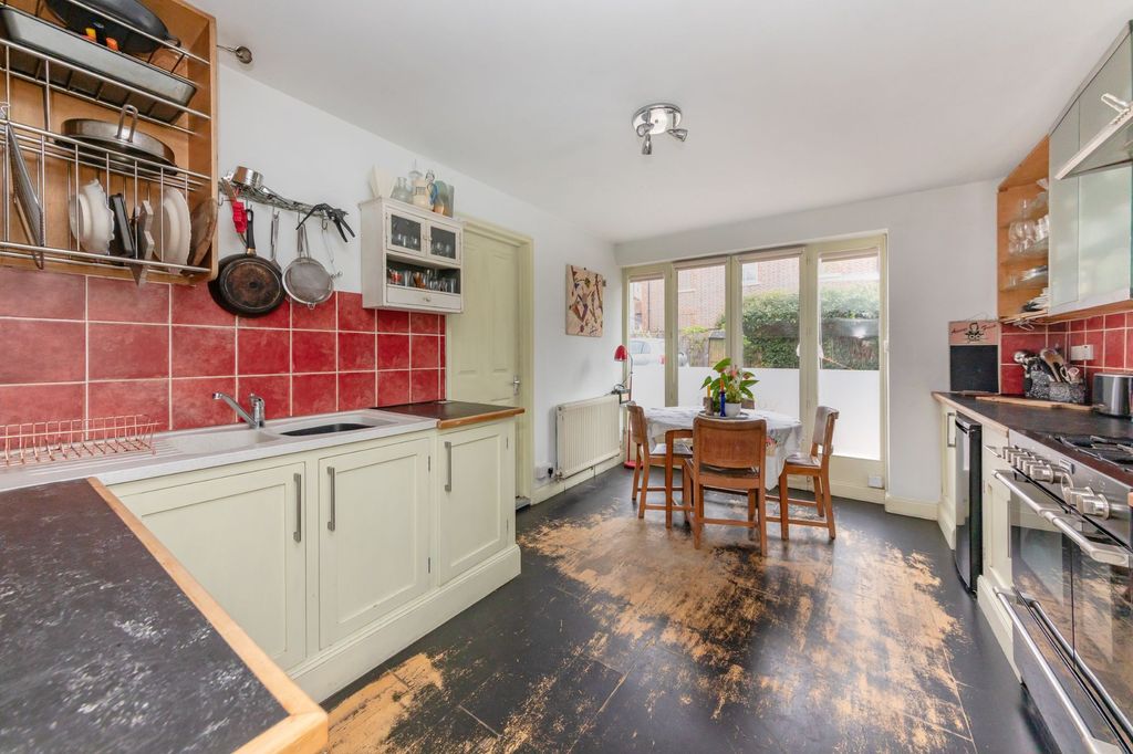 Property photo 2 of 15