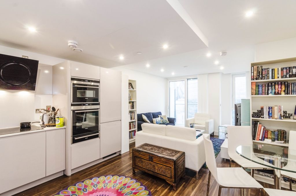 Property photo 2 of 6