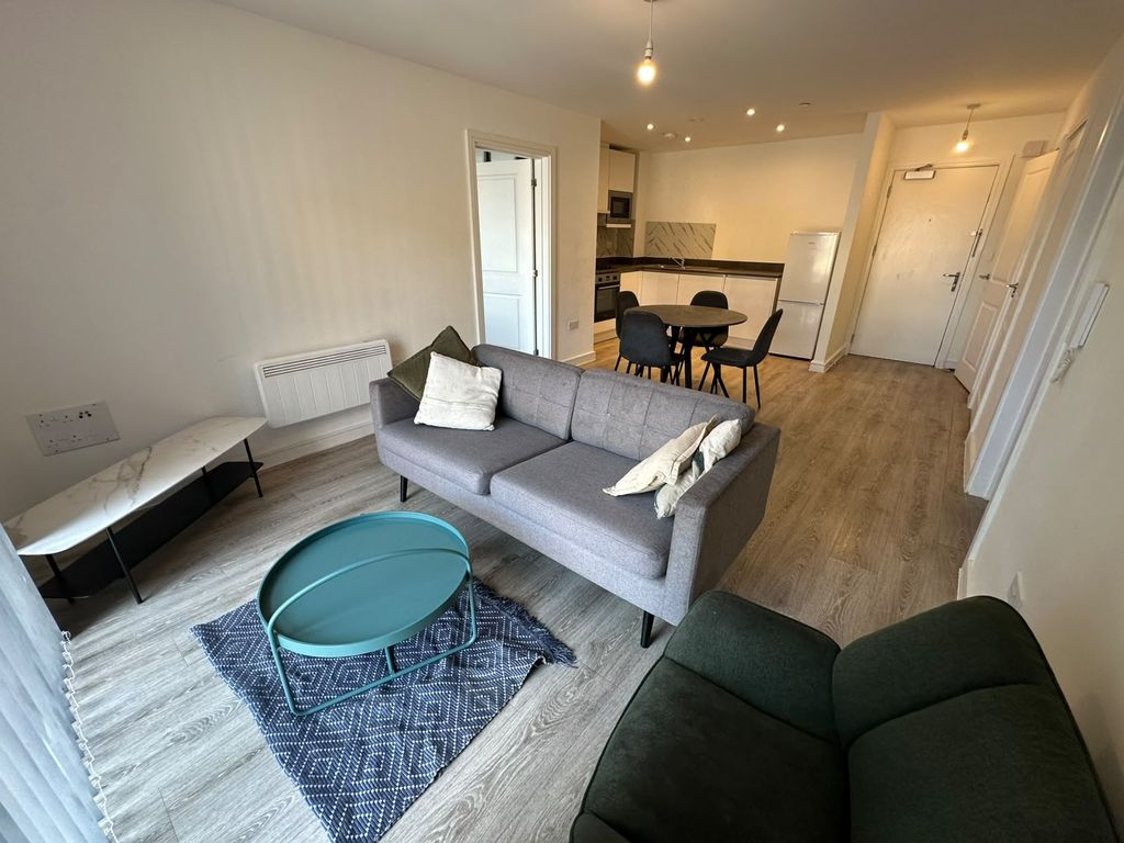 Property photo 2 of 6
