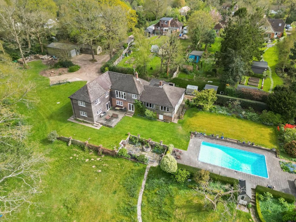 Property photo 1 of 36