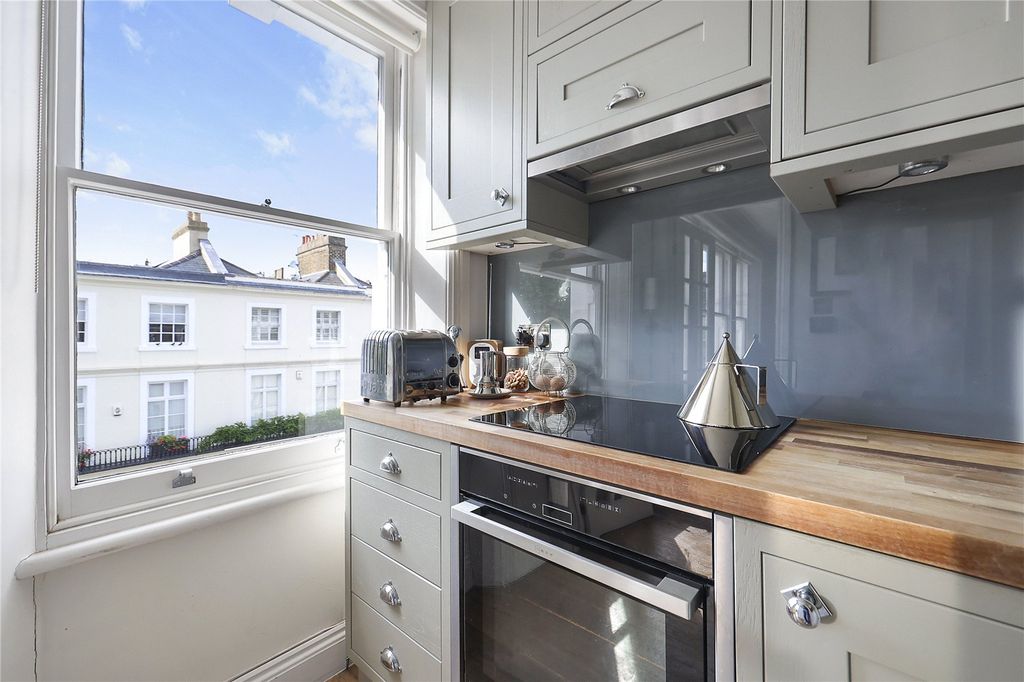 Property photo 3 of 8 Picture No. 04