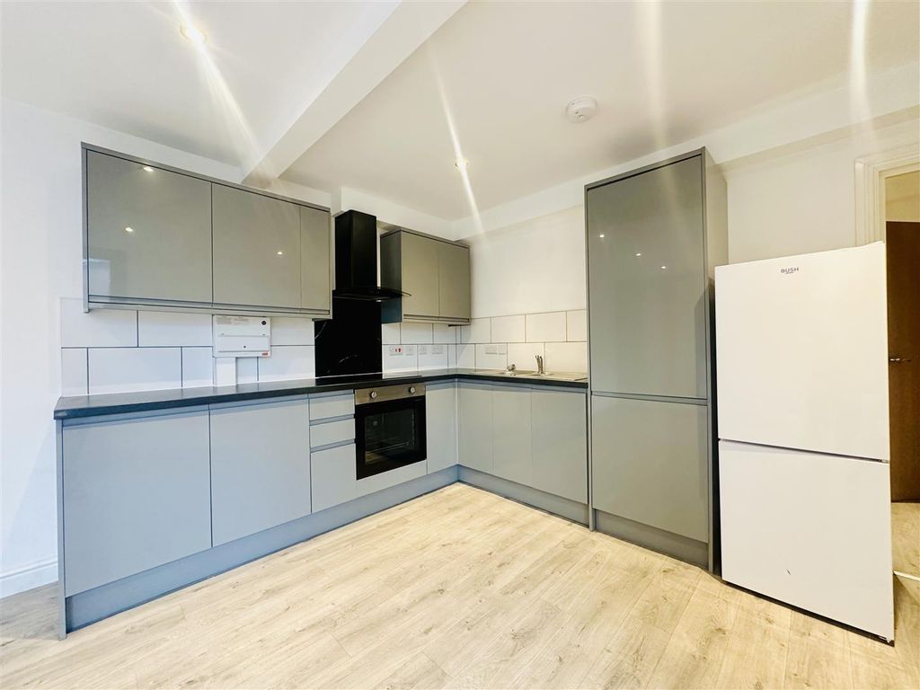 Property photo 3 of 15 Image00008.Jpeg