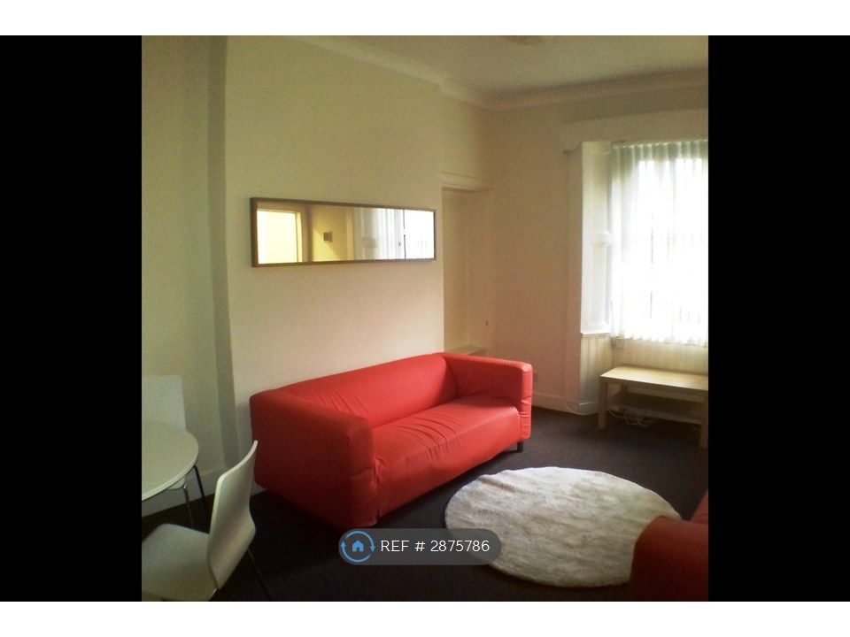 Property photo 2 of 6 Lounge