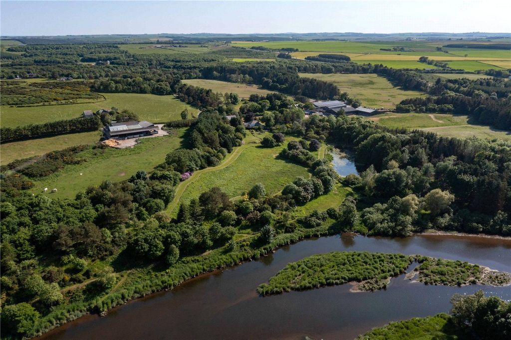 Property photo 1 of 24 Logie Estate