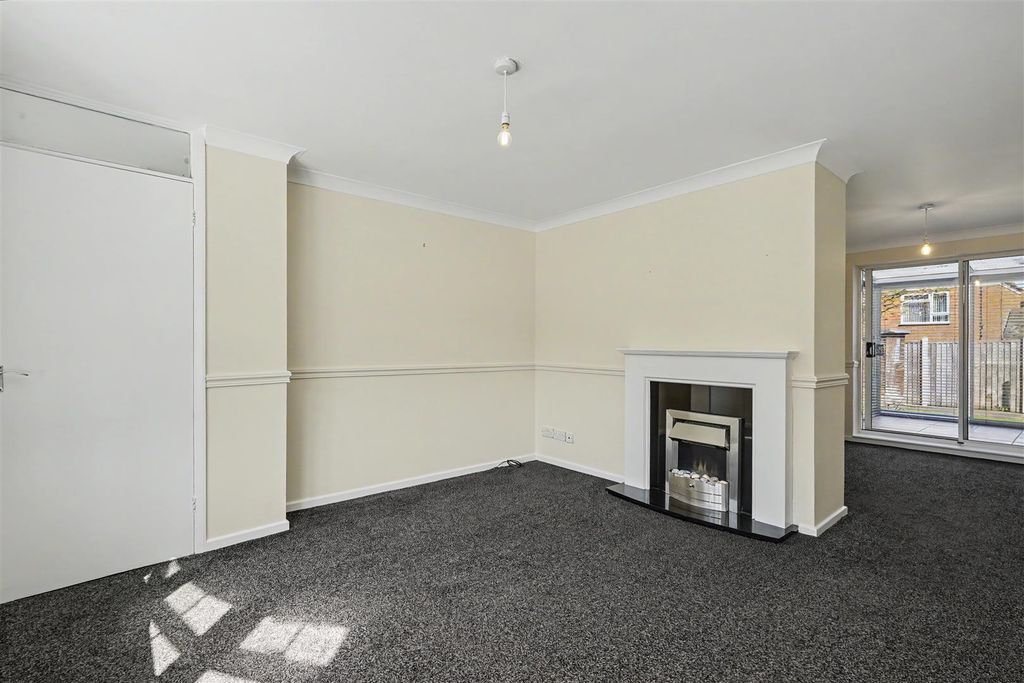 Property photo 2 of 16 Lounge 1_1.Jpeg