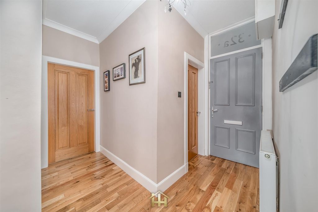 Property photo 3 of 23 32A Dalhousie Rd Broughty Ferry 101125 Edit (20 Of