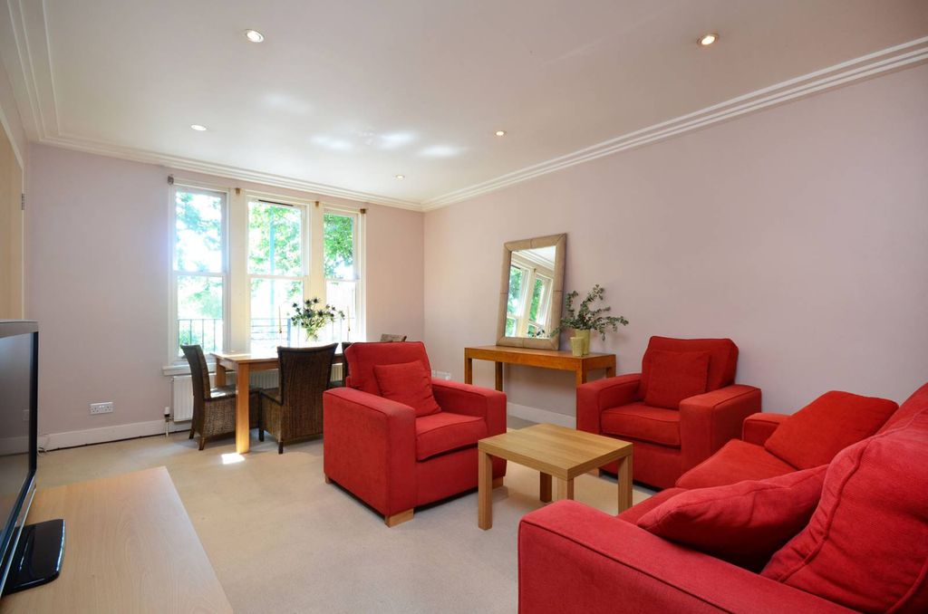 Property photo 2 of 7