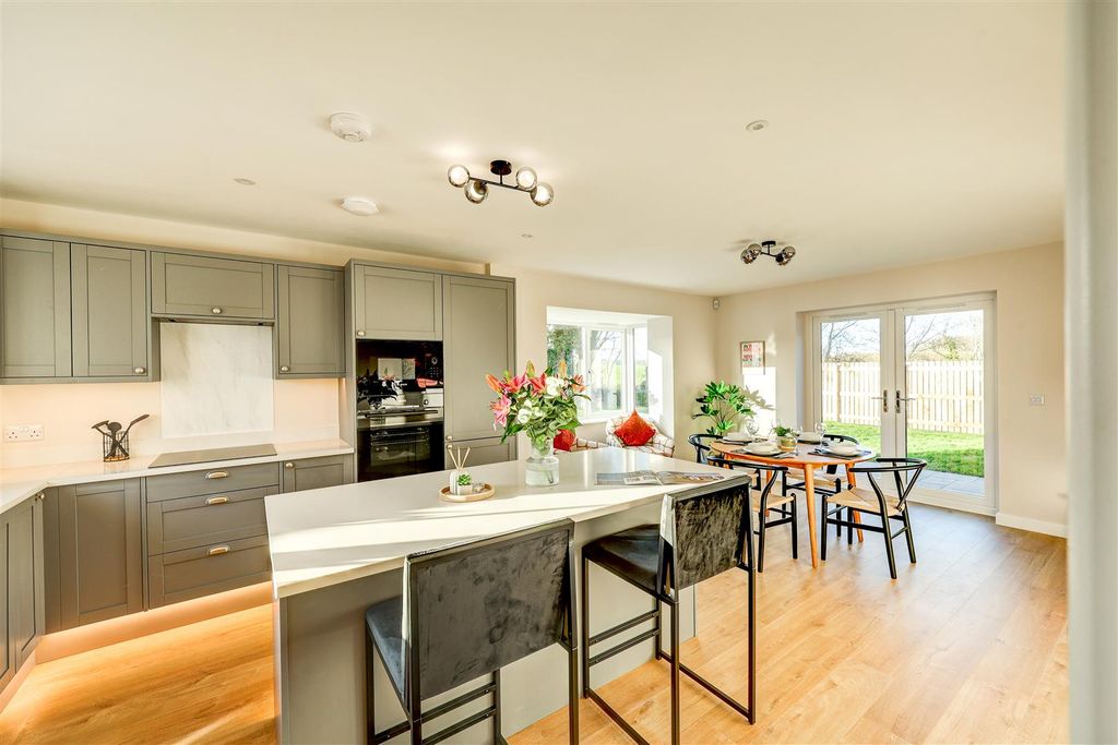 Property photo 2 of 5 Kitchen Example