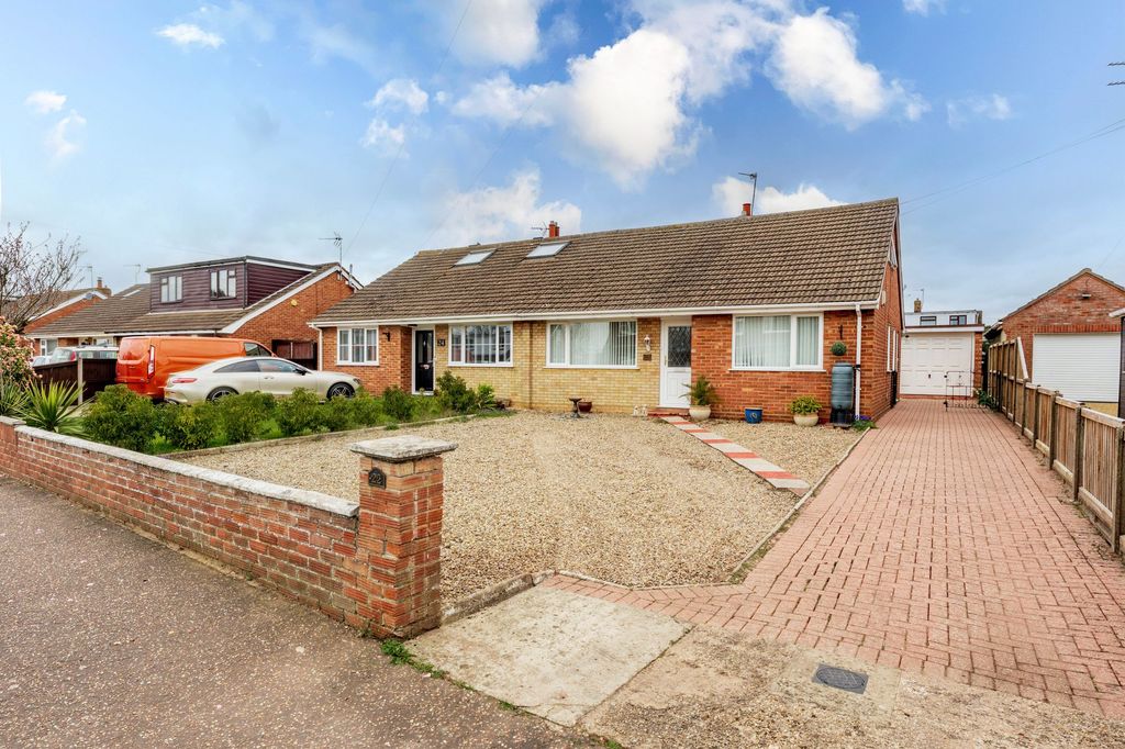 Property photo 1 of 21