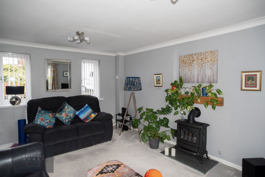 Additional image 6 of 4 bed detached house for saleVillage Lane, Victoria NP23