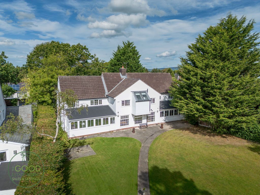 Property photo 2 of 38