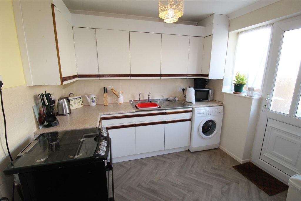 Property photo 3 of 11 Img_0614.Jpg