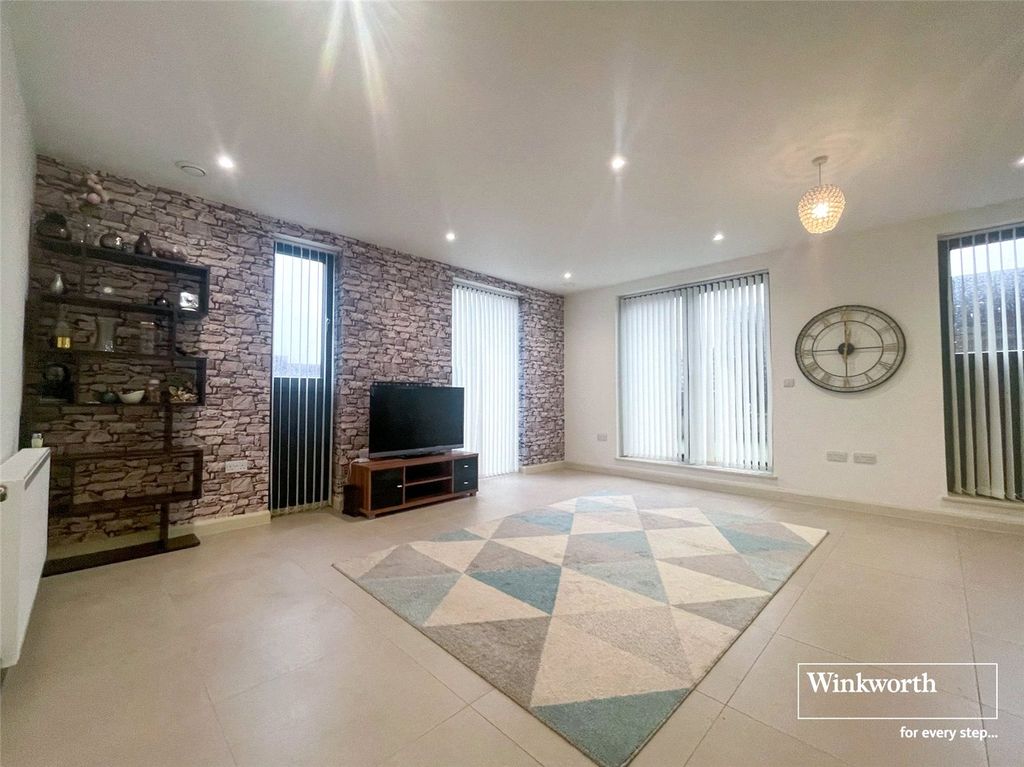 Property photo 1 of 10 Reception Area