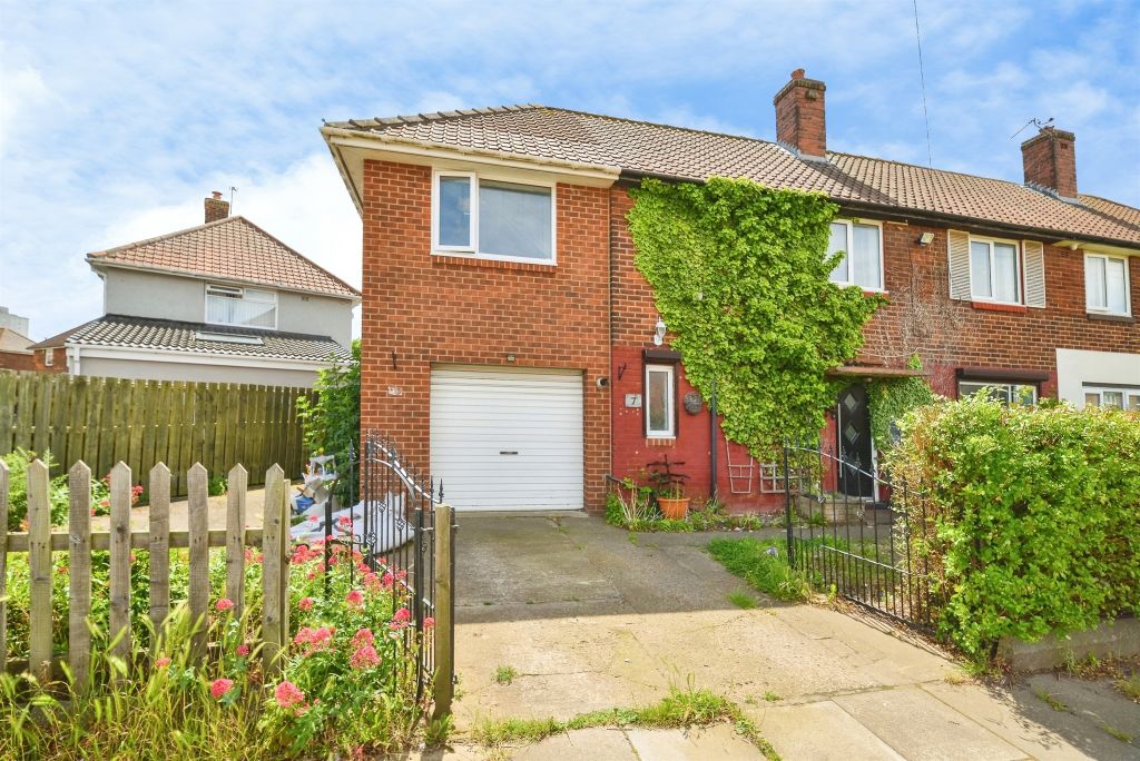 Property photo 1 of 18
