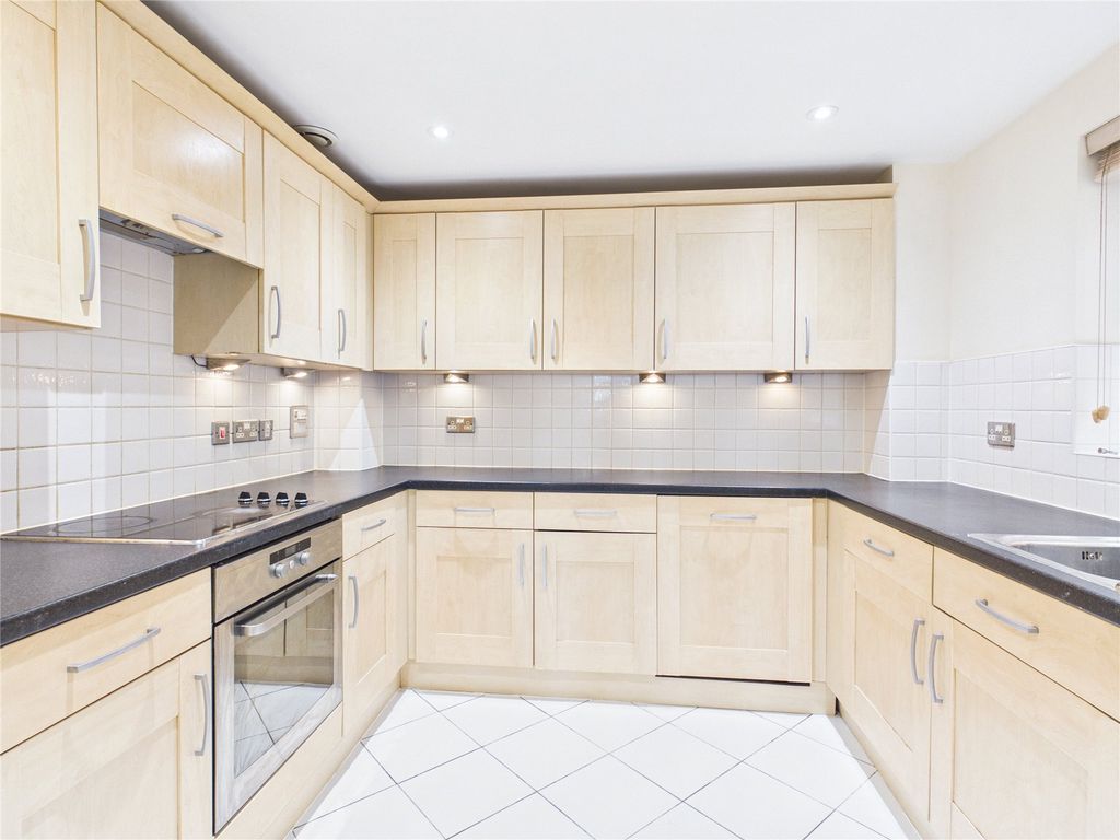 Property photo 3 of 13 Kitchen