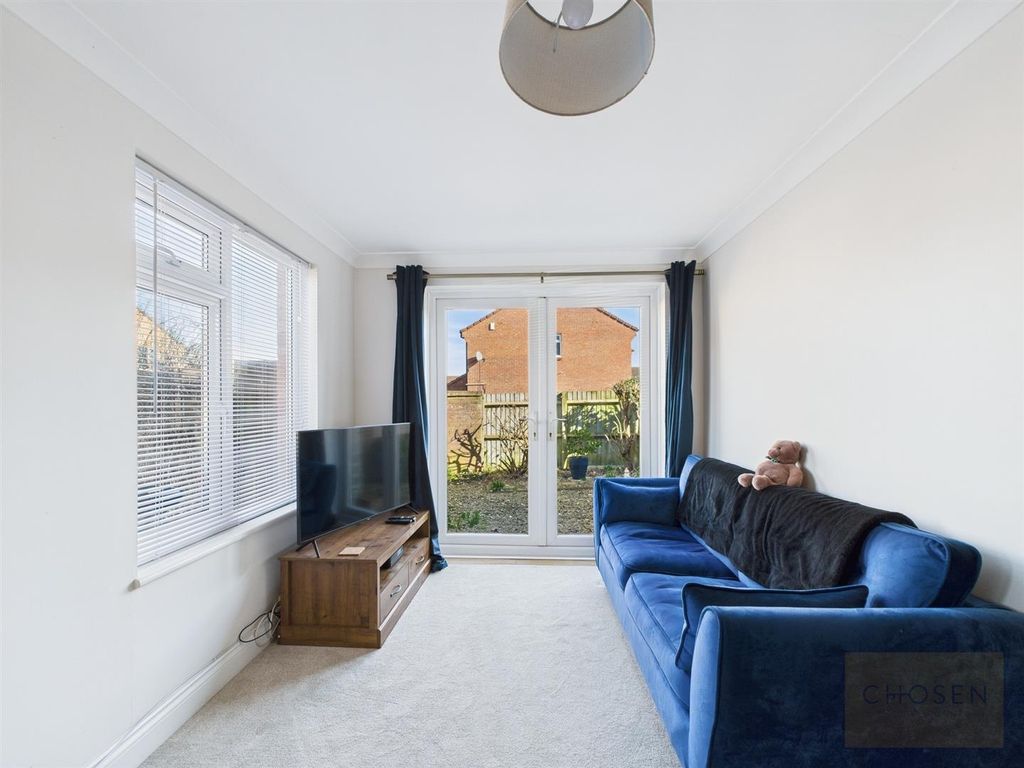 Property photo 3 of 9