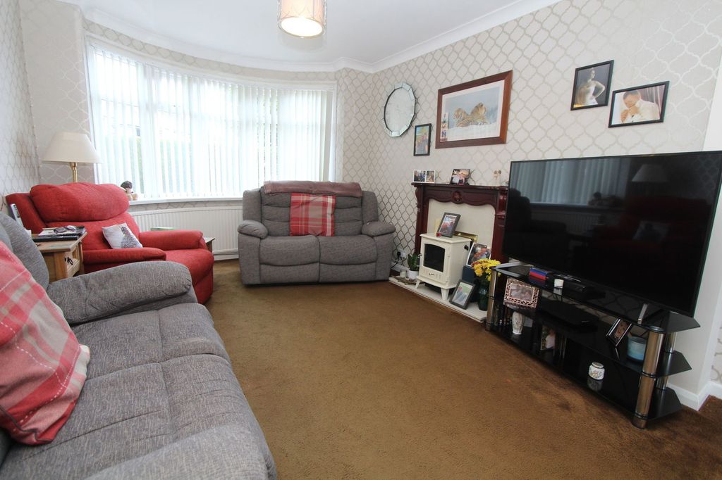 Property photo 3 of 25
