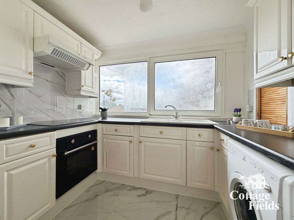 Property photo 3 of 13
