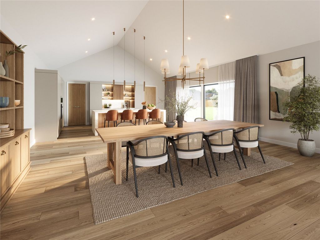 Property photo 1 of 8 Kitchen/Dining Room