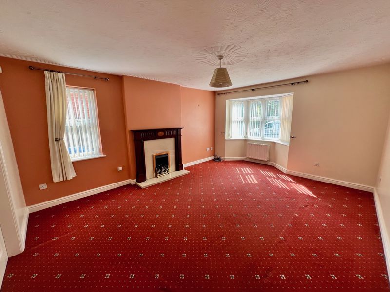 Property photo 3 of 16 Photo 8