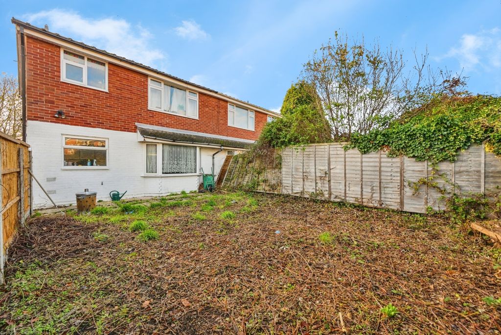 Property photo 3 of 17 Photo