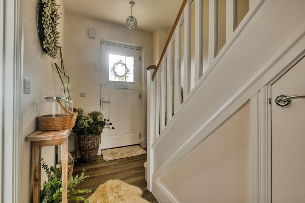 Property photo 3 of 27 36Lap8.Jpg